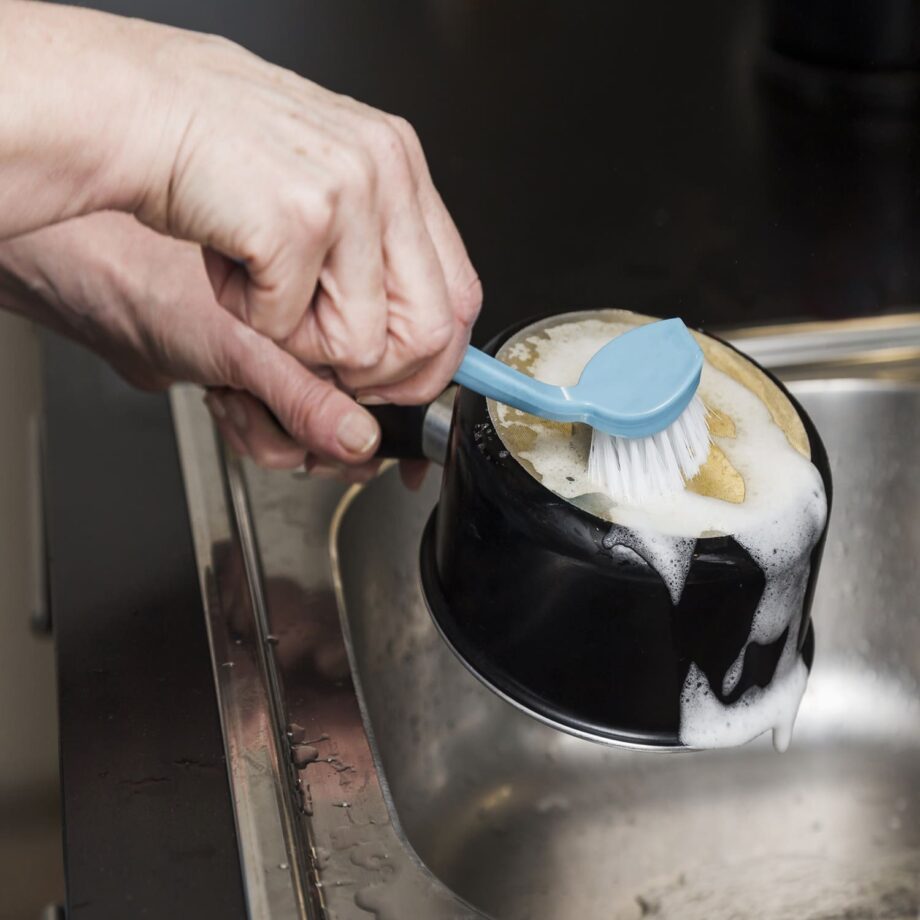 How to remove rust from kitchen tools       