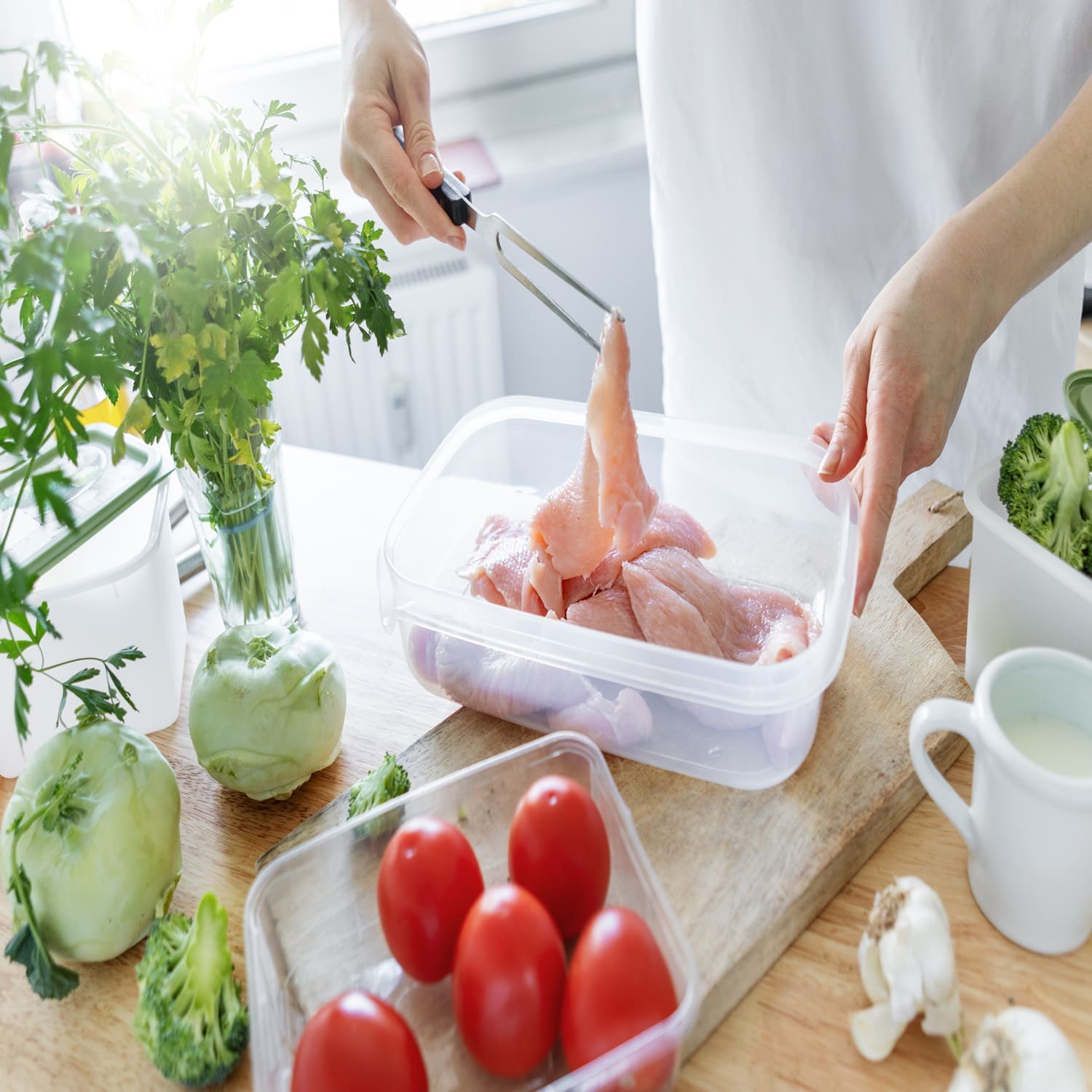 Raw chicken storage tips to avoid food poisoning